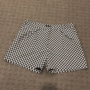 Checkered fabric shorts